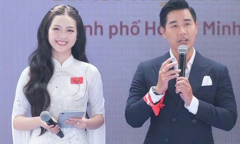 MC Nguyên Khang, Mỹ Vân khuấy động Chủ Nhật Đỏ
