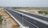 Toàn cảnh cầu vượt trên cao tốc Bắc - Nam qua Ninh Bình vừa thông xe
