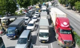 Quốc lộ 5 qua Hưng Yên thường xuyên ùn tắc hàng cây số