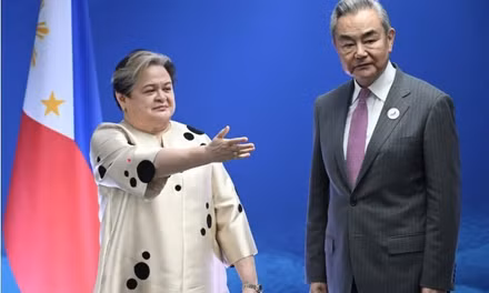 Căng thẳng Philippines - Trung Quốc lan sang giáo dục