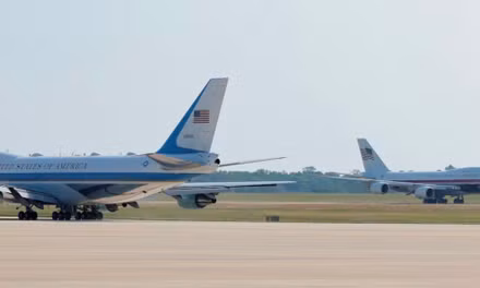 Tổng thống Mỹ Trump bất ngờ dừng sử dụng chuyên cơ Qatar tặng