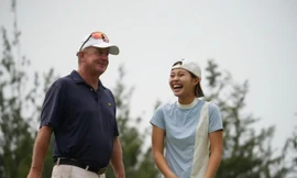 '360 sắc thái biểu cảm' của Lê Chúc An trên sân tập trước thềm Giải Vô địch Golf Quốc gia - Gia Lai 2025