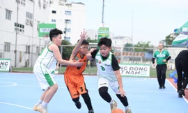 32 đội bóng tranh tài tại vòng chung kết Giải Bóng rổ học sinh Tiểu học Hà Nội 2025