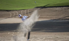 Lê Khánh Hưng thăng hoa, giữ vững ngôi đầu tại Giải Vô địch Nghiệp dư châu Á - Thái Bình Dương