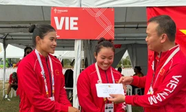 Bộ đôi canoeing 'song Hương' mở hàng vàng cho Việt Nam tại SEA Games 33