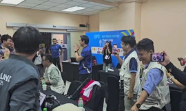 HLV Kiatisak gây sốt trước chung kết SEA Games: 'Thắng hay thua, hãy tận hưởng bóng đá'