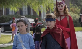 Wanda và hai đứa con trai sinh đôi trong WandaVision.