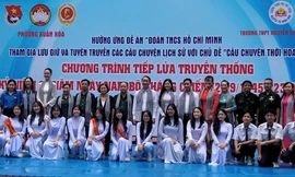 Trường THPT Nguyễn Thị Minh Khai tiếp lửa truyền thống yêu nước qua ba thế hệ