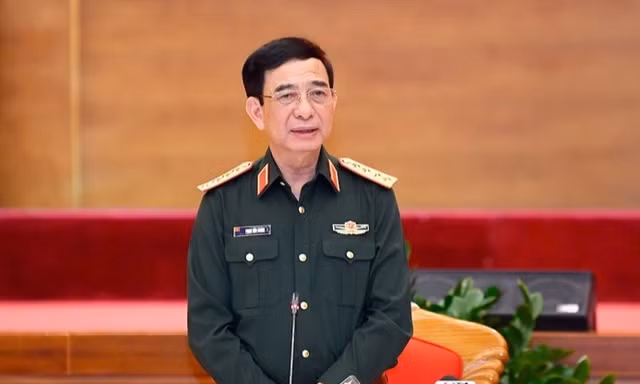 Đại tướng Phan Văn Giang làm việc với Ban Thường vụ Tỉnh ủy Quảng Ninh