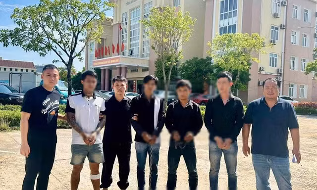 Bị nợ lương, 4 công nhân mang dao chém chủ thầu rồi bỏ trốn