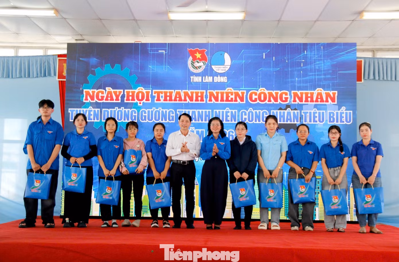 tp-c_z7859709018501-fe0b99f96a5790144b3b987ae886480b.jpg