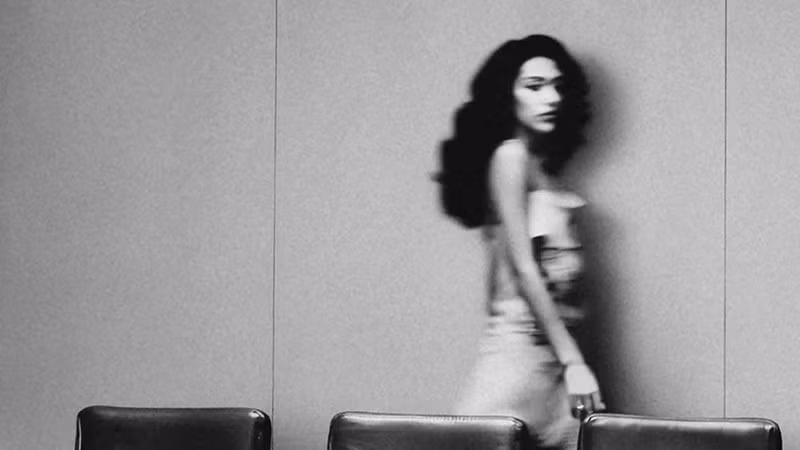 Olivia Dean sẽ chính thức phát hành album phòng thu thứ 2 mang tên The Art Of Loving vào ngày 26/9.