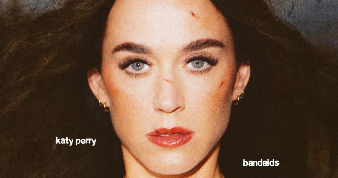 Lời bài hát của bandaids cũng nhận về nhiều đánh giá tích cực.