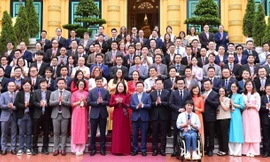 Phó Chủ tịch nước gặp mặt đại biểu tham gia Diễn đàn Trí thức trẻ Việt Nam