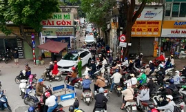 Đề xuất cấm ô tô qua 'ngõ đau khổ' tại Hà Nội do ùn tắc kéo dài