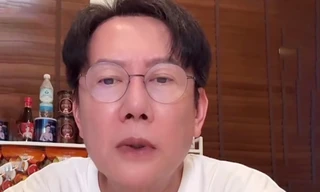 Ông Nawat xin lỗi Hoa hậu Hoàn vũ Philippines