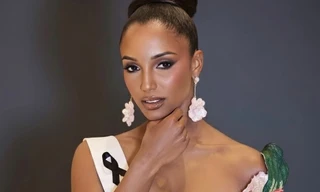 Thí sinh hoa hậu bị ngã xuống hố sân khấu vẫn nguy kịch