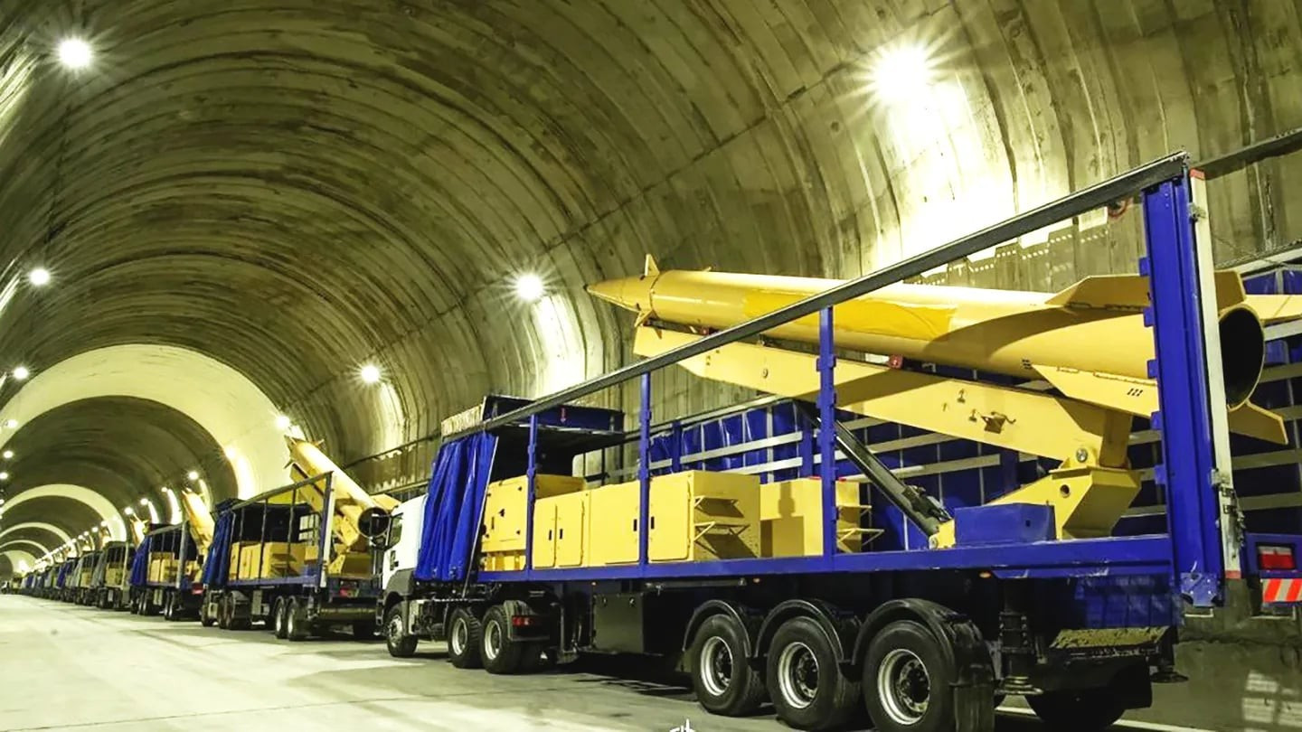 Iran khôi phục kho tên lửa, vượt xa mức trước xung đột với Israel