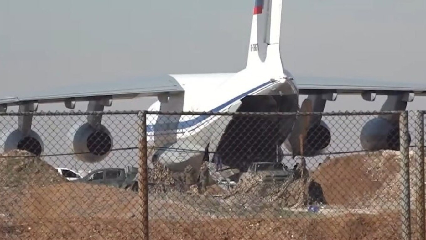 Nga rút quân khỏi căn cứ trọng yếu ở Syria