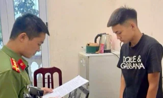 Khởi tố nhóm đối tượng tàng trữ, mua bán vũ khí quân dụng 