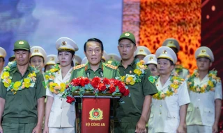 Lực lượng Công an nhân dân phát huy truyền thống vẻ vang, lấy sự bình yên của nhân dân làm sứ mệnh