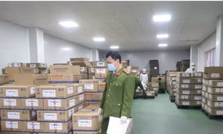 Lãnh đạo Chi cục An toàn vệ sinh thực phẩm nhận tiền tỷ để ‘mở đường’ cho sữa giả 