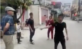 Công an xử lý vụ đòi tiền đỗ ô tô trước cổng chùa Gôi Ninh Bình