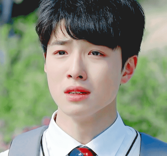 Phân cảnh “khóc mà cũng đẹp” của Nam Da Reum trong Come And Hug Me. - Ảnh: allOVE.