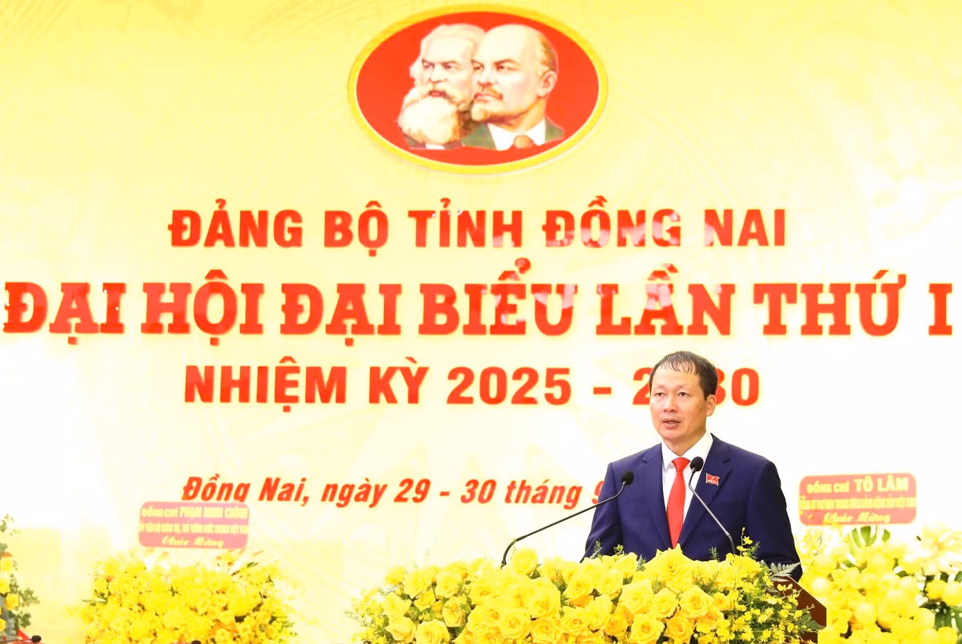 dai-hoi-5.jpg