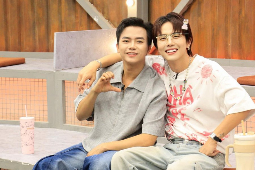 Bùi Công Nam - Duy Khánh gây "bão haha" loạt khoảnh khắc "dưỡng thê"