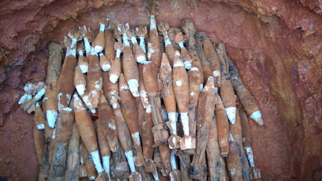 Vũ khí phát hiện trên đồi Robin