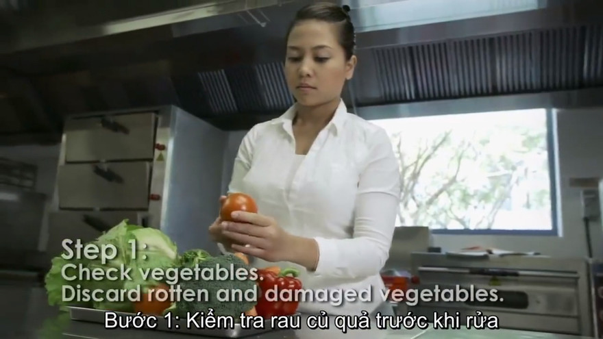 Bốn bước rửa sạch thuốc trừ sâu trên bề mặt rau củ