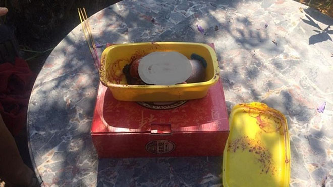 Thi thể trẻ sơ sinh được an táng tại chùa 