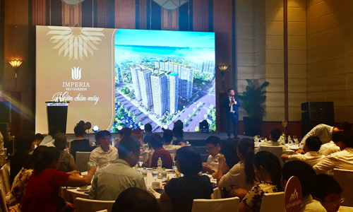 Imperia Sky Garden vẫn hút khách đặt mua dù đang trong tháng Ngâu 