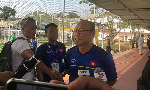 HLV Park Hang Seo nói gì về đối thủ Olympic Pakistan?