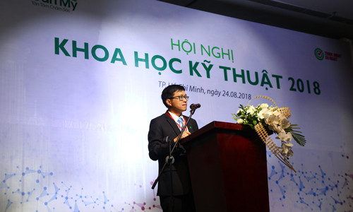 Ông Huỳnh Lê Đức - Tổng Giám Đốc Tập đoàn Y khoa Hoàn Mỹ phát biểu khai mạc