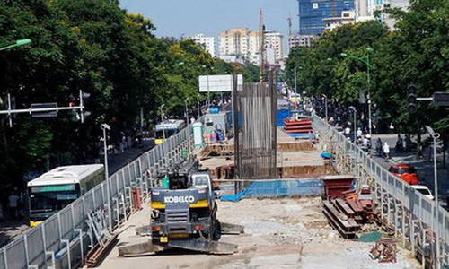 Dự án Xây dựng tuyến đường sắt đô thị thí điểm thành phố Hà Nội, đoạn Nhổn – ga Hà Nội vay Pháp, ADB, EIB tăng tổng mức đầu tư thêm 10.400 tỷ đồng.