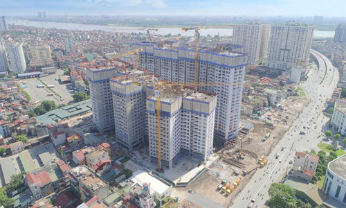 Imperia Sky Garden đã chính thức cất nóc tòa đầu tiên 