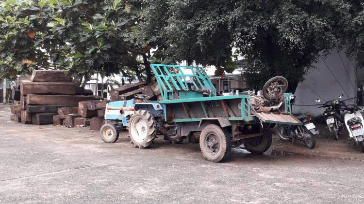 Xe công nông gây tai nạn