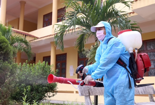 Quảng Bình tăng cường công tác phòng chống dịch SARS-CoV-2 sau khi phát hiện cá tái dướng tính