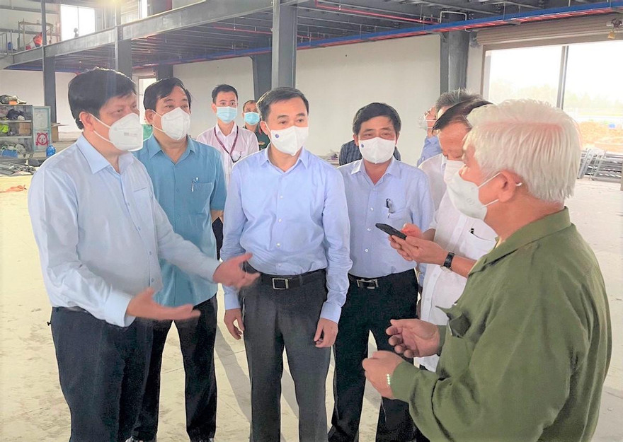 Bộ Y tế chỉ định người phụ trách khâu ‘giữ sinh mạng’ người mắc COVID-19 ở Bình Dương 