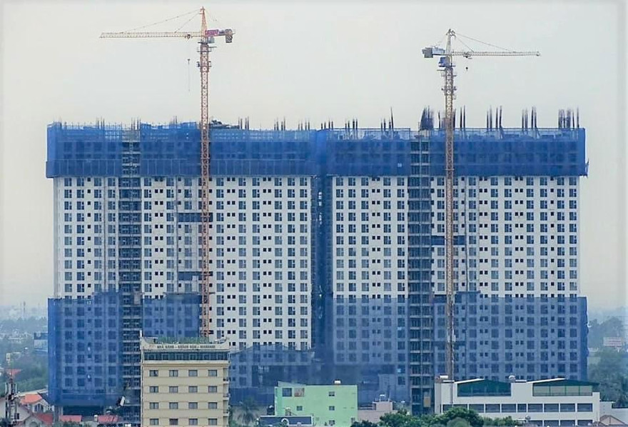 Dự án chung cư Roxana Plaza: Nội bộ 'đá nhau', người mua nhà điêu đứng