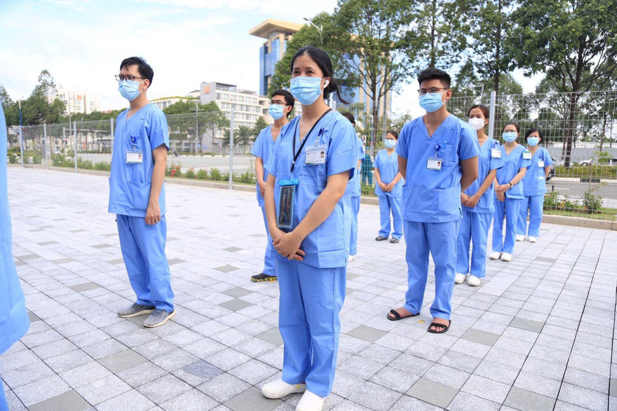 Bình Dương cần chi viện gần 5.500 y, bác sĩ mới đáp ứng nhu cầu