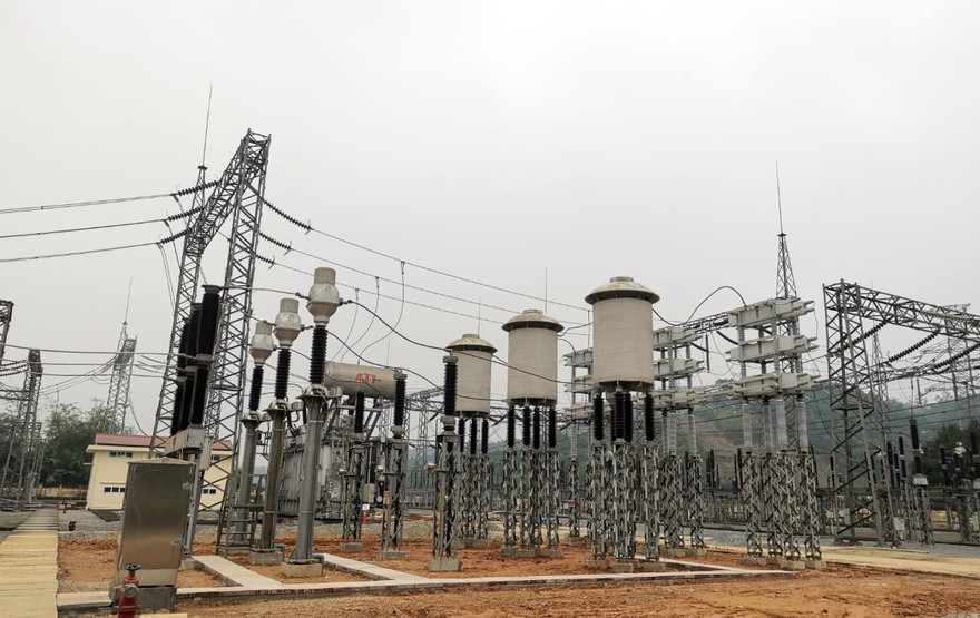 Công trình thi công lắp đặt giàn tụ bù ngang TBN101-25MVA tạiTBA 220kV Yên Bái đã hoàn thành đảm bảo an toàn, chất lượng, tiến độ