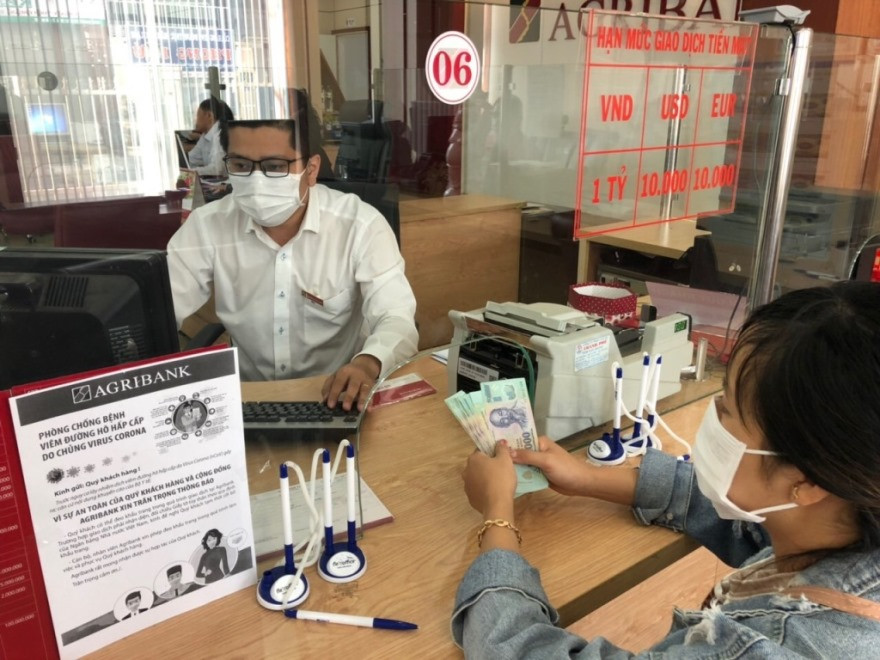 Agribank cơ cấu lại nợ cho 15 ngàn khách hàng bị ảnh hưởng dịch COVID-19