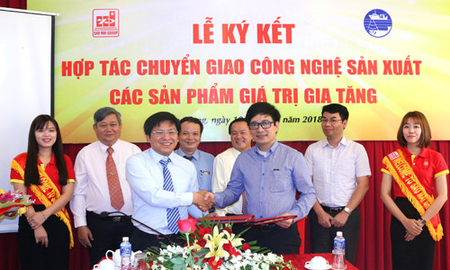 Tập đoàn Sao Mai & Viện Nghiên cứu Hải sản ký kết hợp tác chuyển giao công nghệ sản xuất các sản phẩm giá trị gia tăng con cá tra Việt Nam
