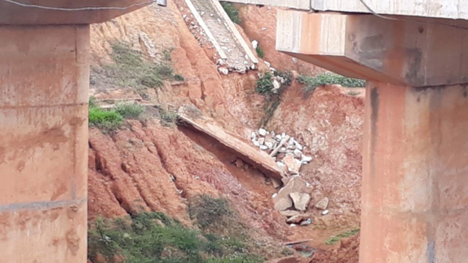 Công trình 756 tỷ đồng chưa hoàn thiện đã sạt lở nghiêm trọng