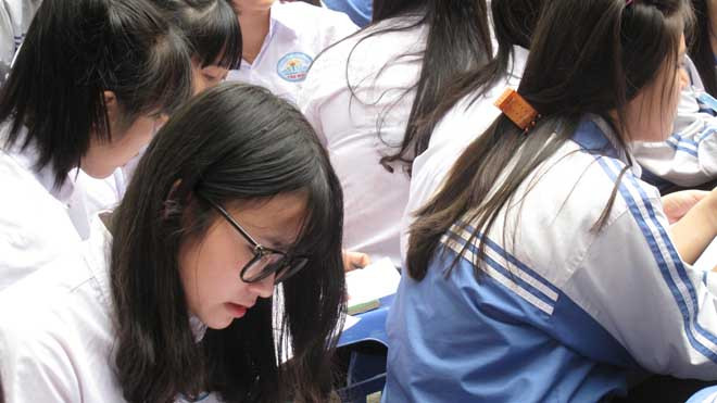 Năm nay, tỷ lệ thí sinh chọn xét tuyển ĐH tăng lên 8% so với 2016 – Nghiêm Huê