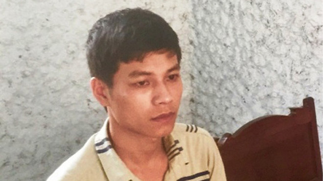 Đối tượng đòi bảo kê Cao Viết Trọng tại cơ quan điều tra - Ảnh: Công an Hà Tĩnh