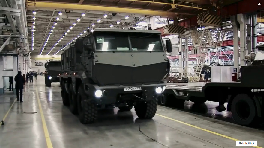 Quá trình lắp ráp, thử nghiệm thiết giáp 'Cuồng phong' Nga